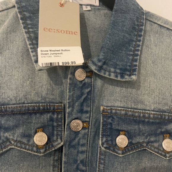 NWT Sleeveless Wide-Leg Denim Jumpsuit - Snow Washed Blue - Picture 7 of 8